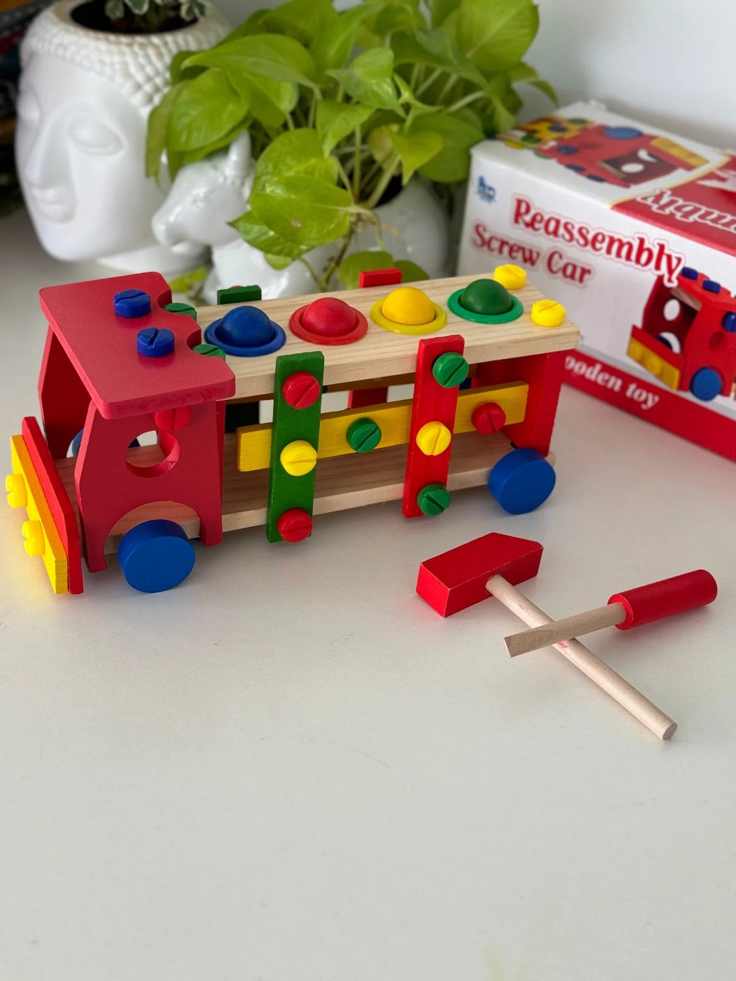 Assembly screw car