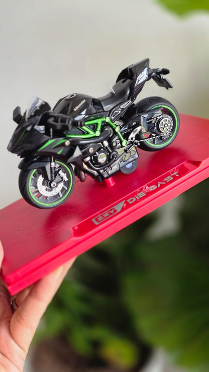 Die cast alloy motorbike