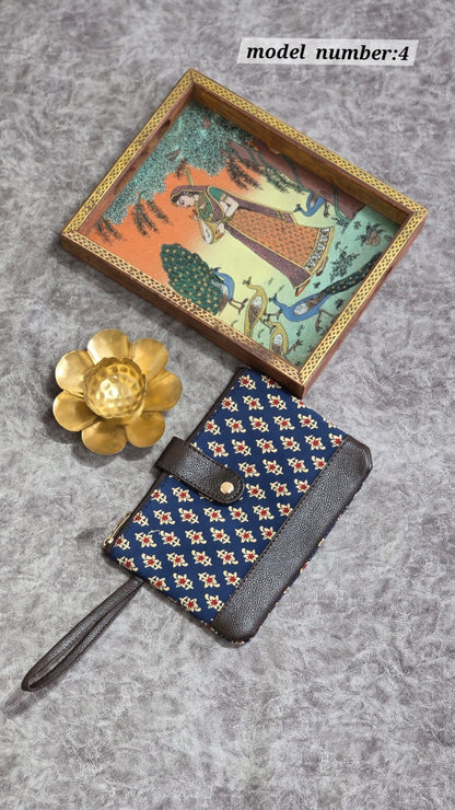 Printed  premium purse/ wallet