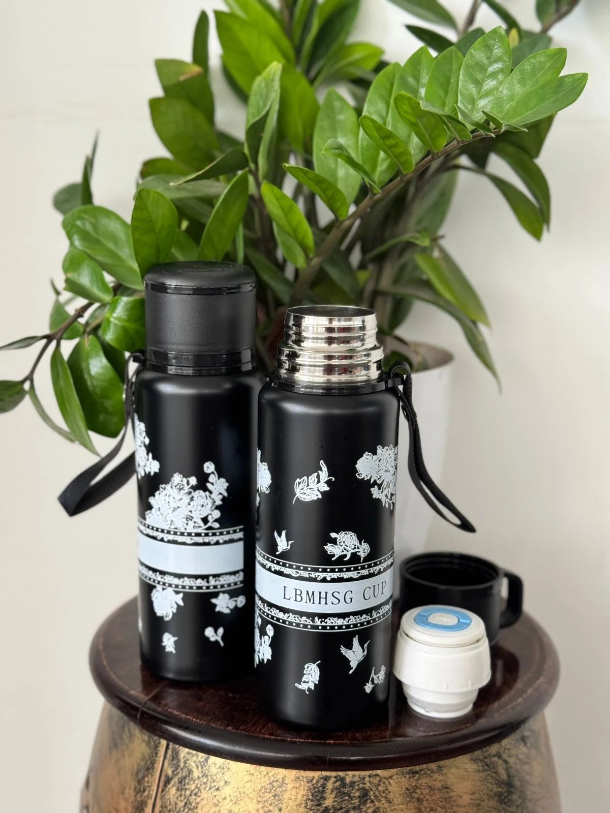 Vacuum flask