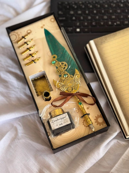 Vintage Pen & 3D Notebook