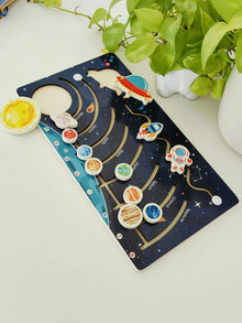 Solar maze board