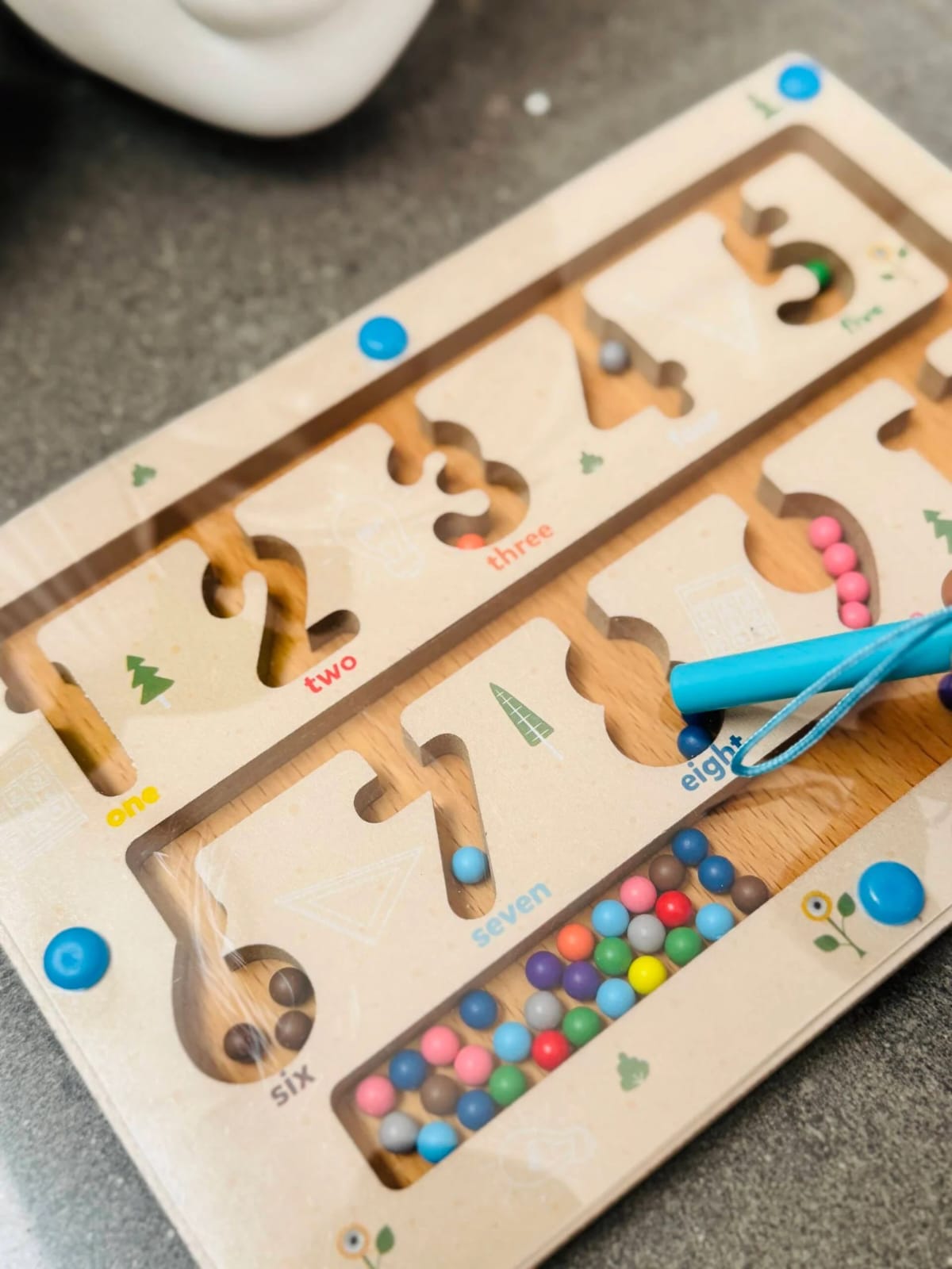 MAGNETIC BEAD COUNTING MAZE