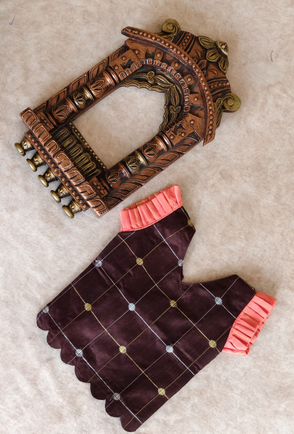 Ethnic wear (peach key hole)