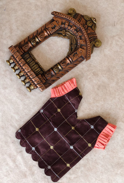 Ethnic wear (peach key hole)