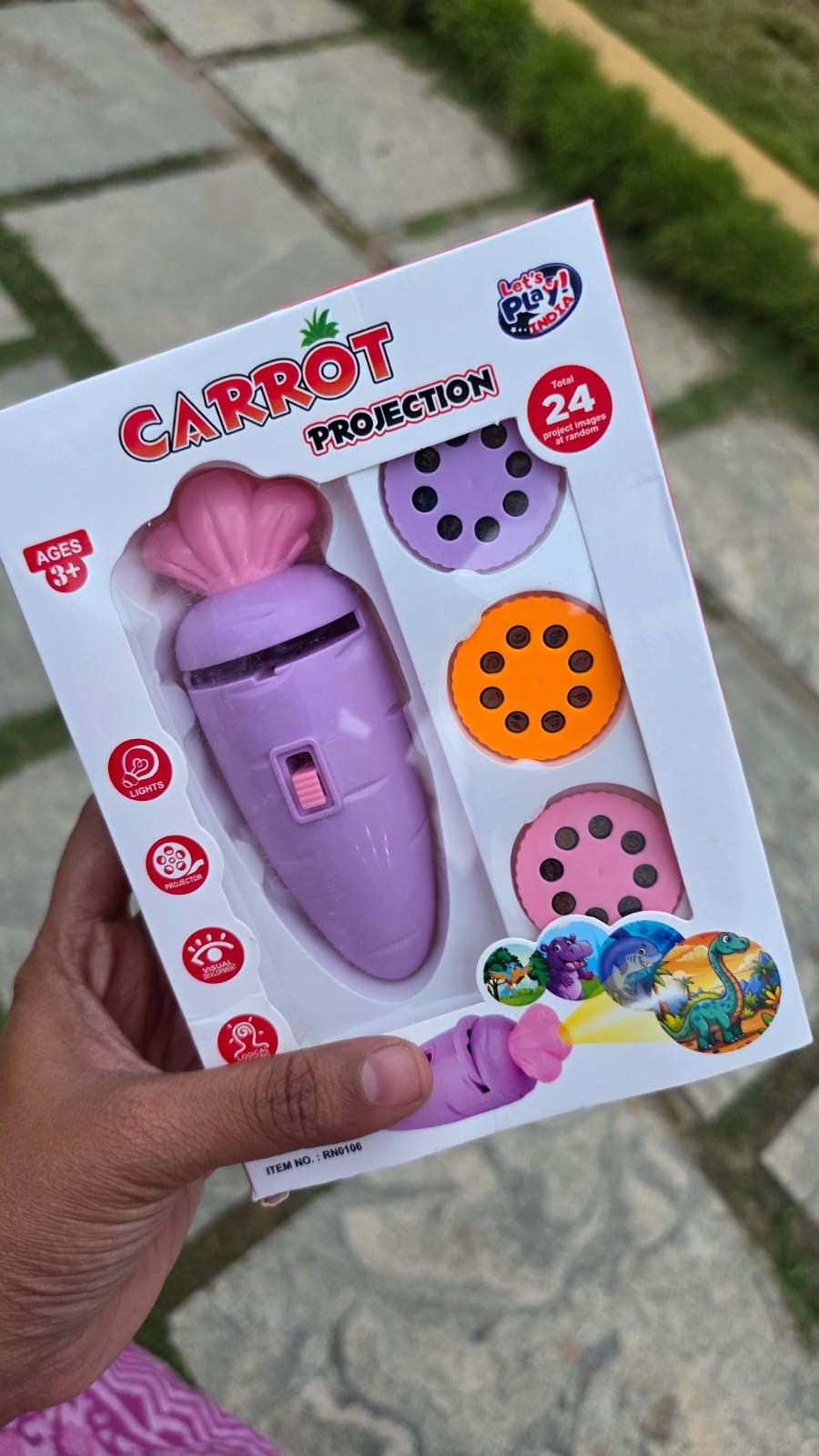 Carrot flashlight projector