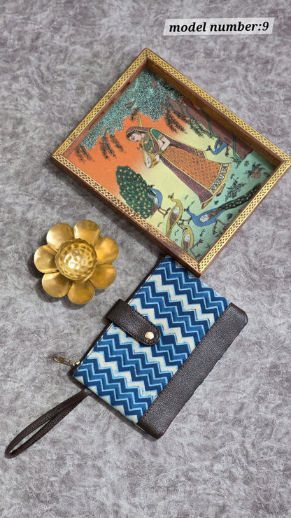 Printed  premium purse/ wallet