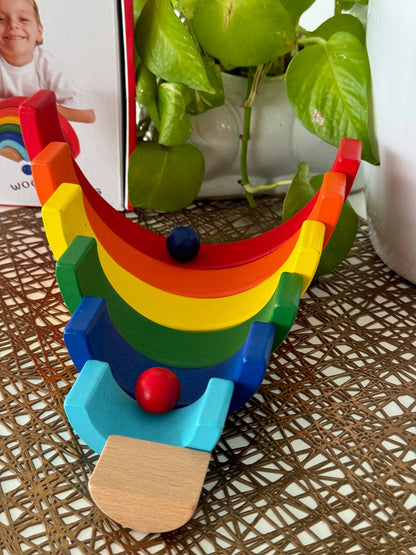 Rainbow stacker