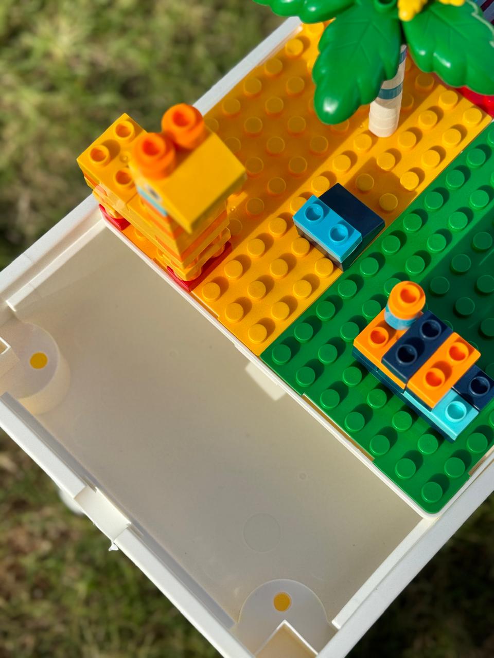 Lego table