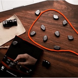 Kluster Magnetic game