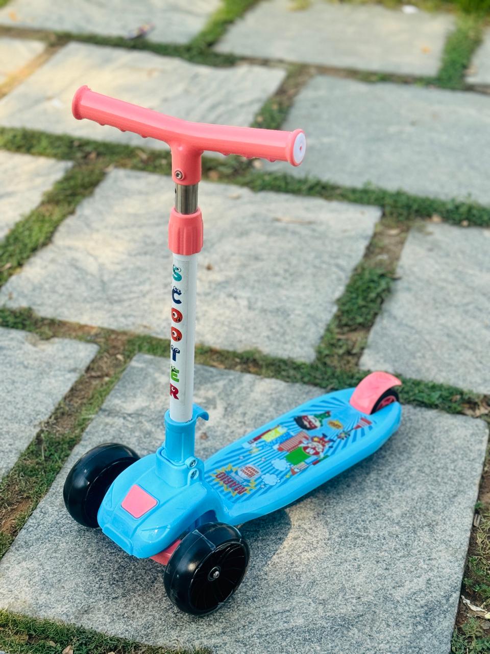 Skating scooter