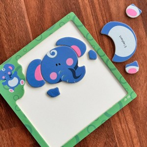 Magnetic Puzzle Board