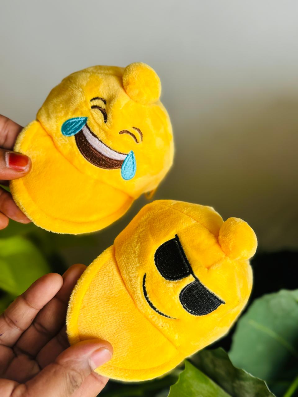 Emoji coin pouch