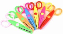 Zig zag scissors