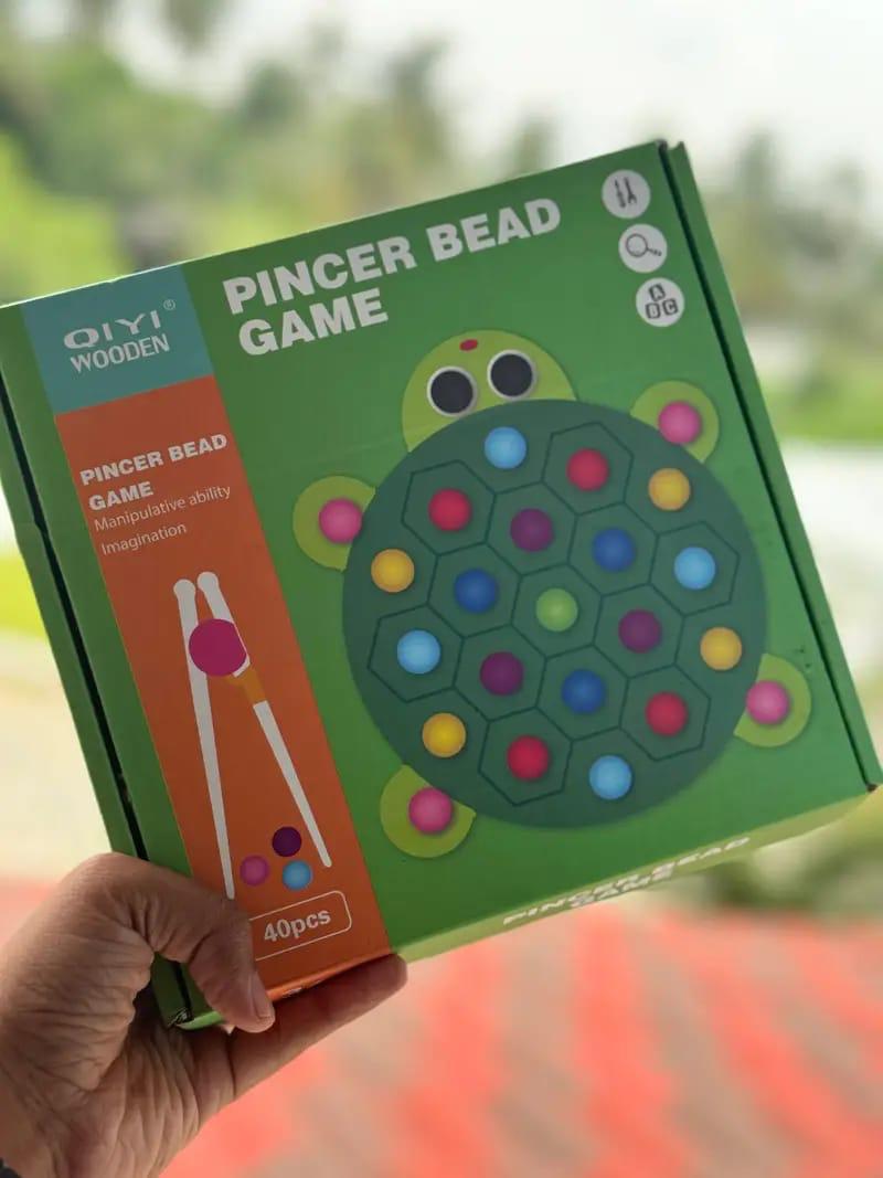Pincer bead game