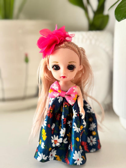 Miniature doll