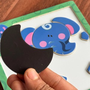 Magnetic Puzzle Board