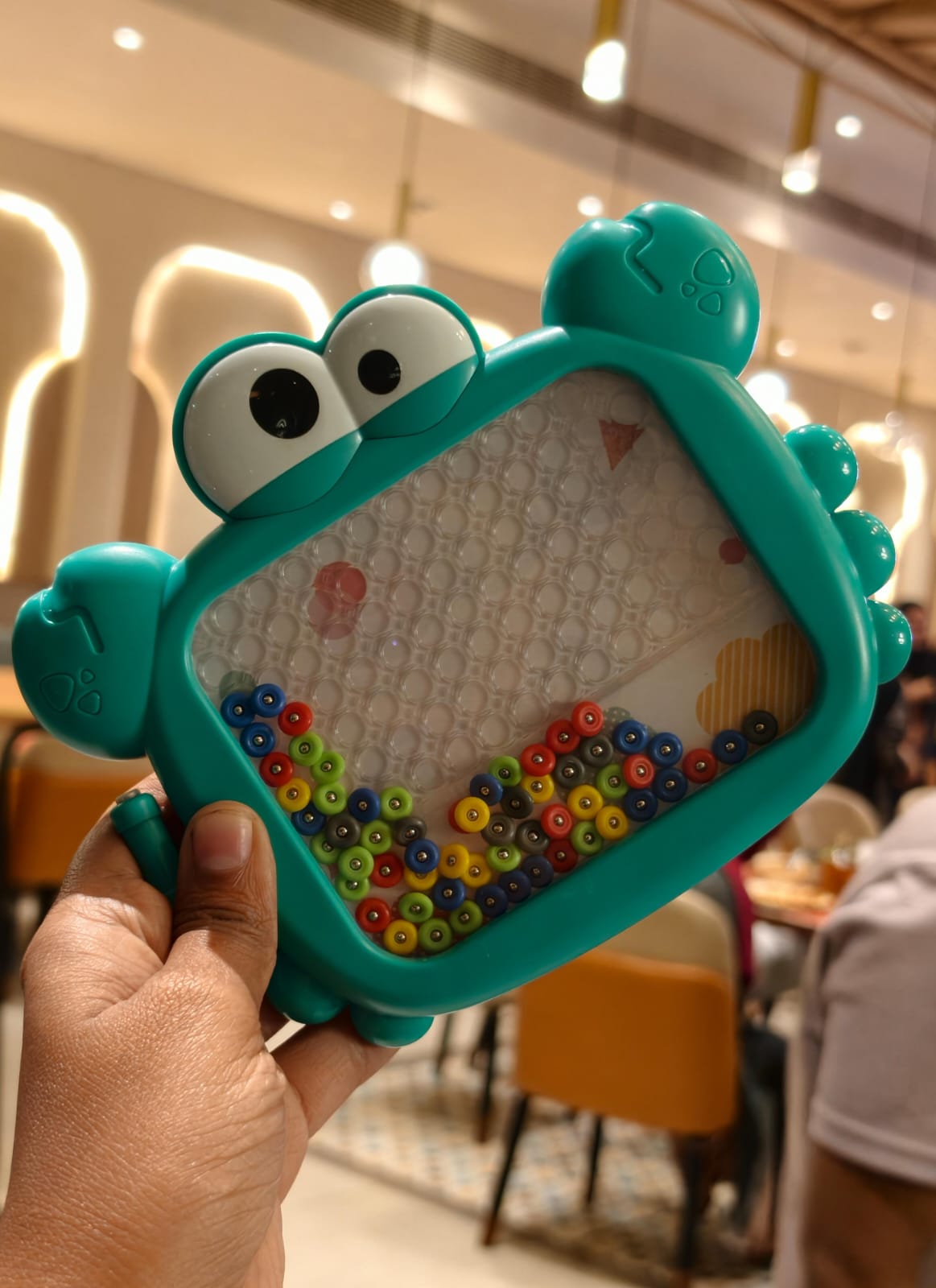 Double sided magnetic drawing board