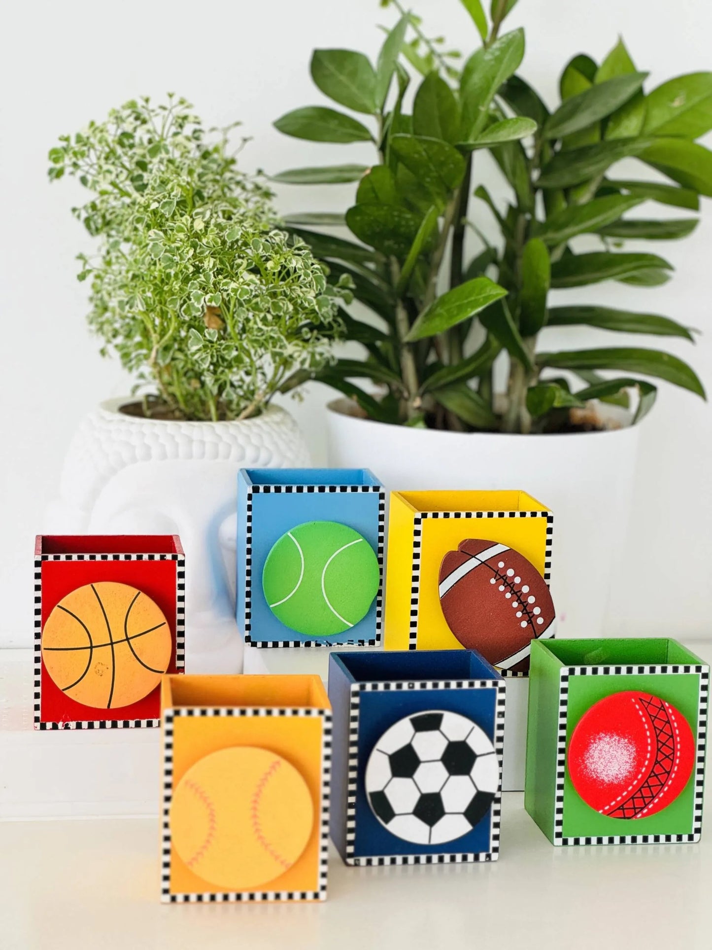 Wooden Pen Stand