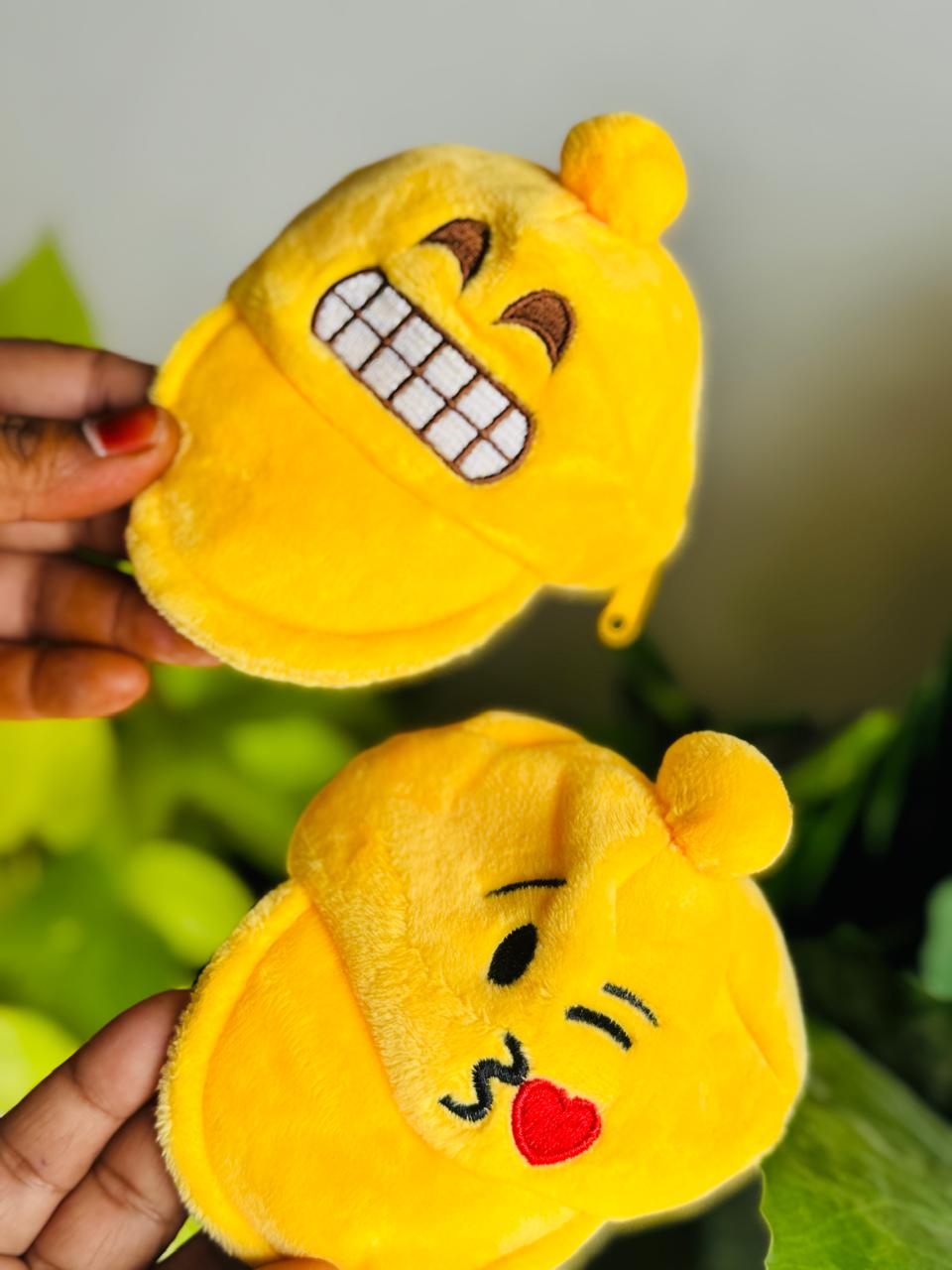 Emoji coin pouch