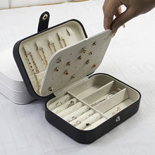 Jewellery organizer box
