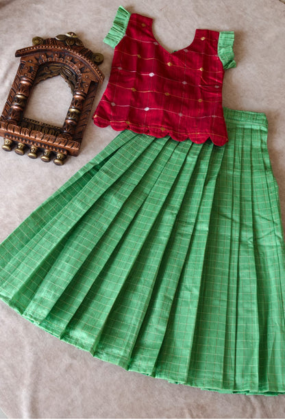 Ethnic wear( red key hole)