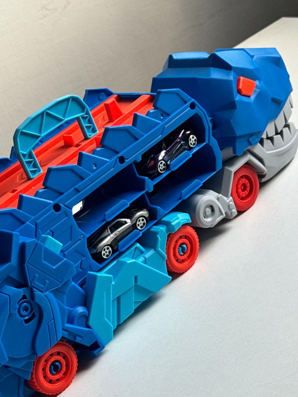 Transport Dinosaur Truck toy