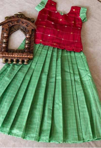 Ethnic wear( red key hole)