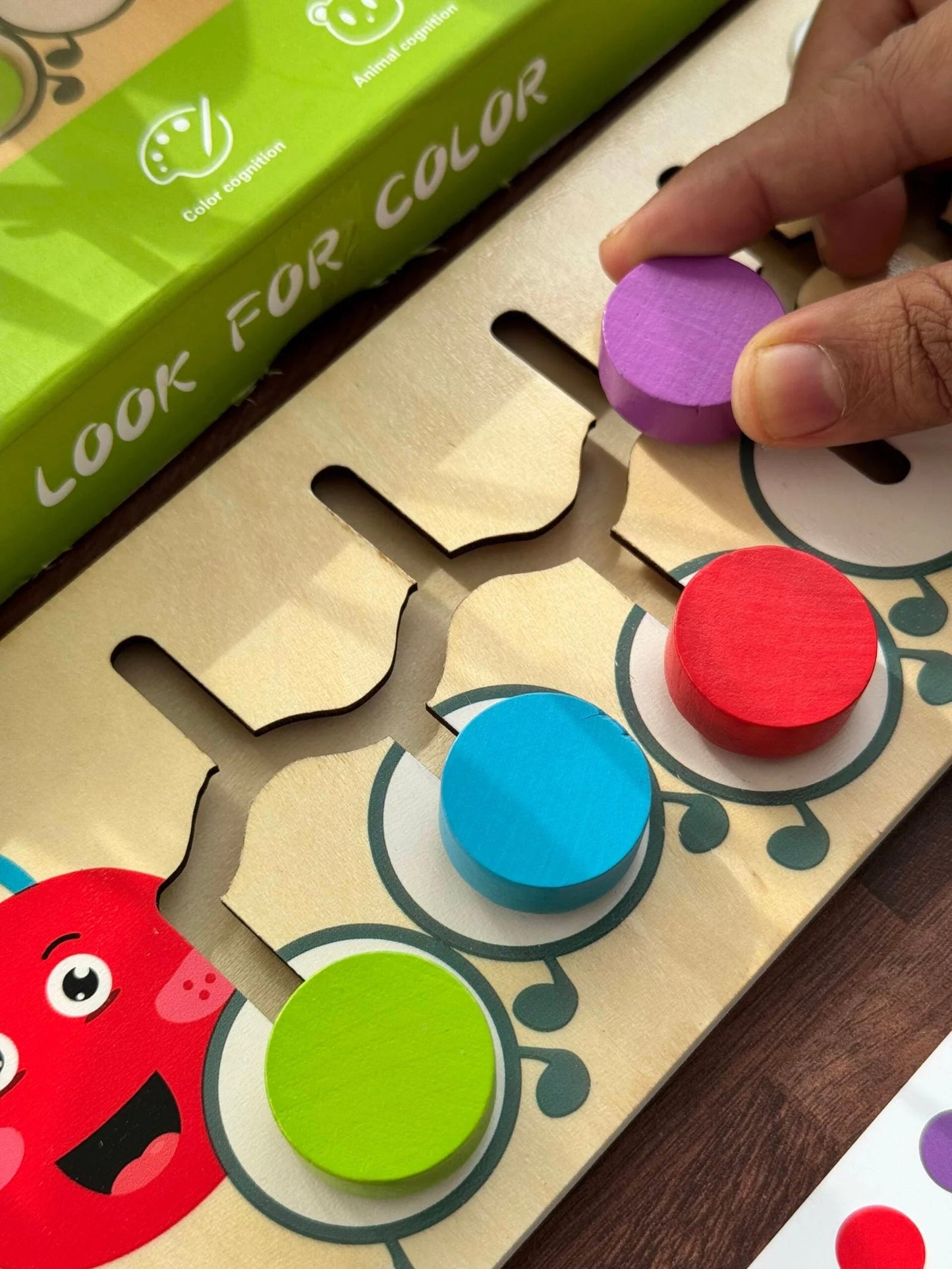 Caterpillar maze