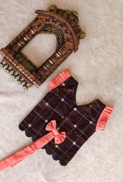 Ethnic wear (peach bow)