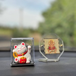 Lucky cat