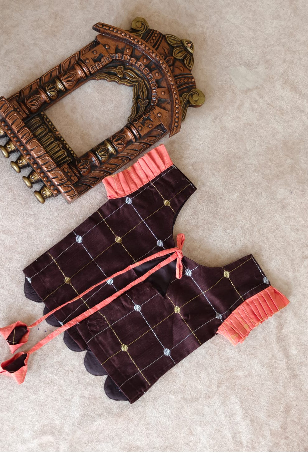 Ethnic wear (peach key hole)