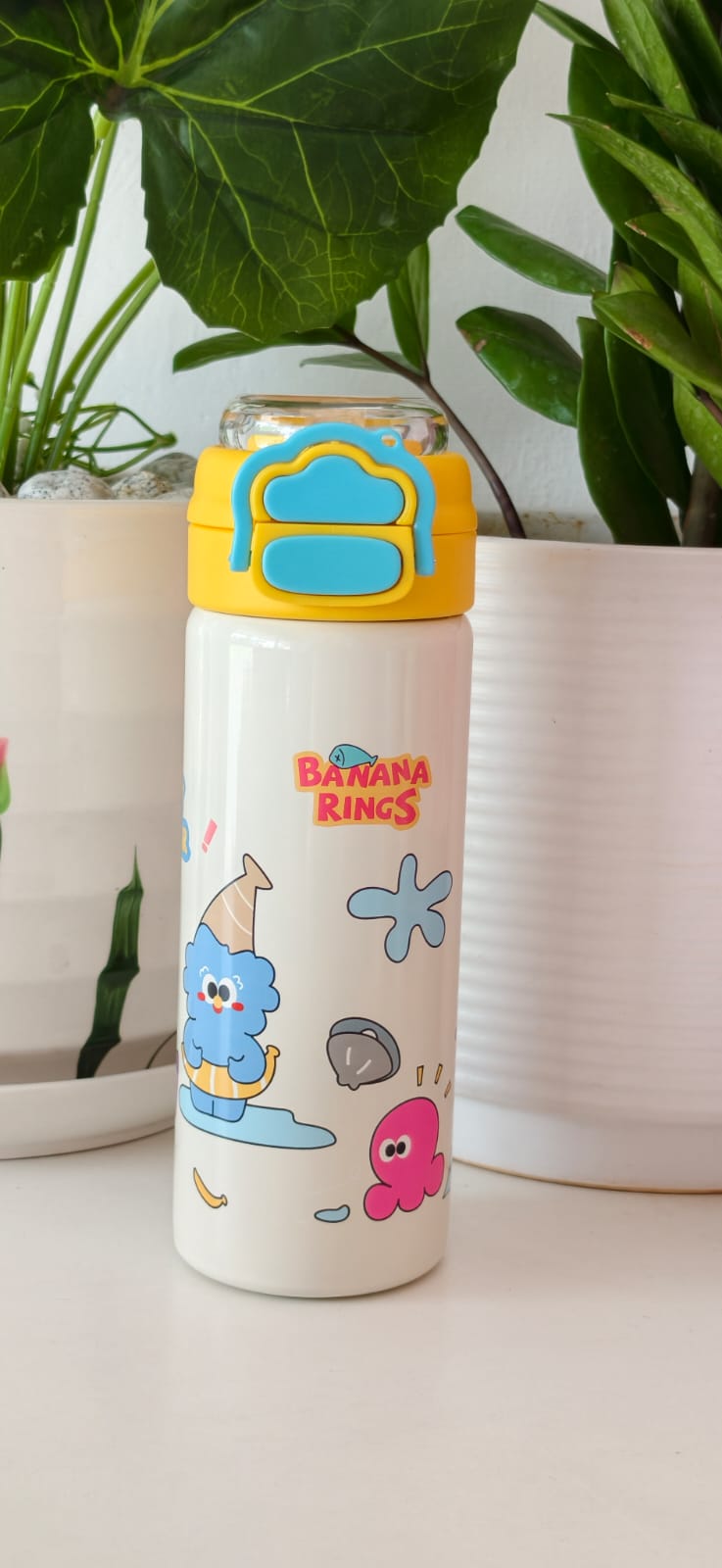Double walled vacuum bottle