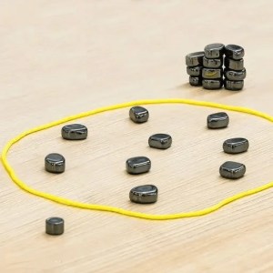 Kluster Magnetic game