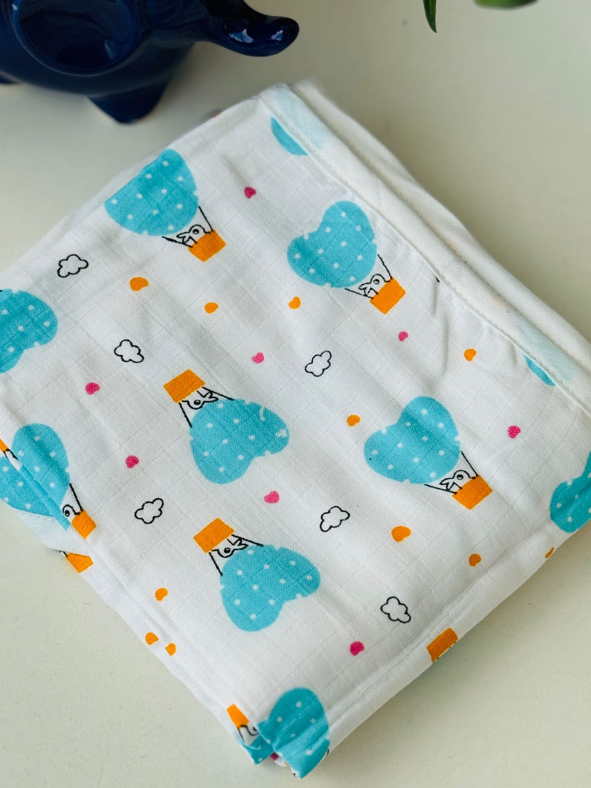 Muslin hooded towel